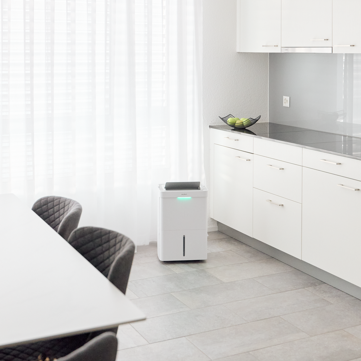 ecoQ DryAir 30L Essential – einfache Bedienung über Soft-Touch-Bedienfeld