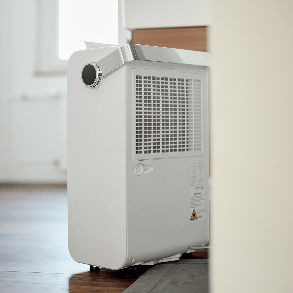 ecoQ DryAir 35L Energy Saver: Leistungsstarker & energieeffizienter Luftentfeuchter für grosse Räume – leise, mobil & mit smarter Hygrostatsteuerung.