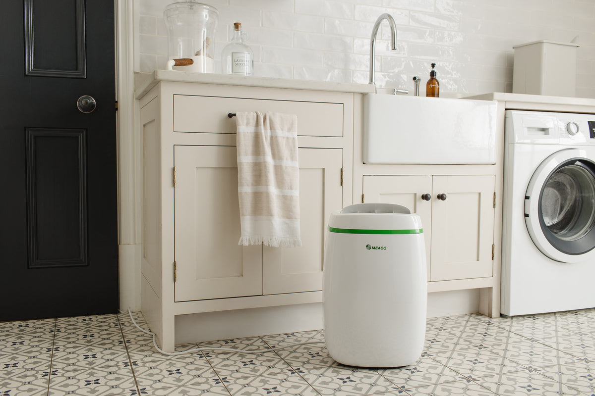 Meaco 12L Low Energy Luftentfeuchter mit HEPA-Filter zur Raumluftreinigung und optimaler Feuchtigkeitsregulierung.