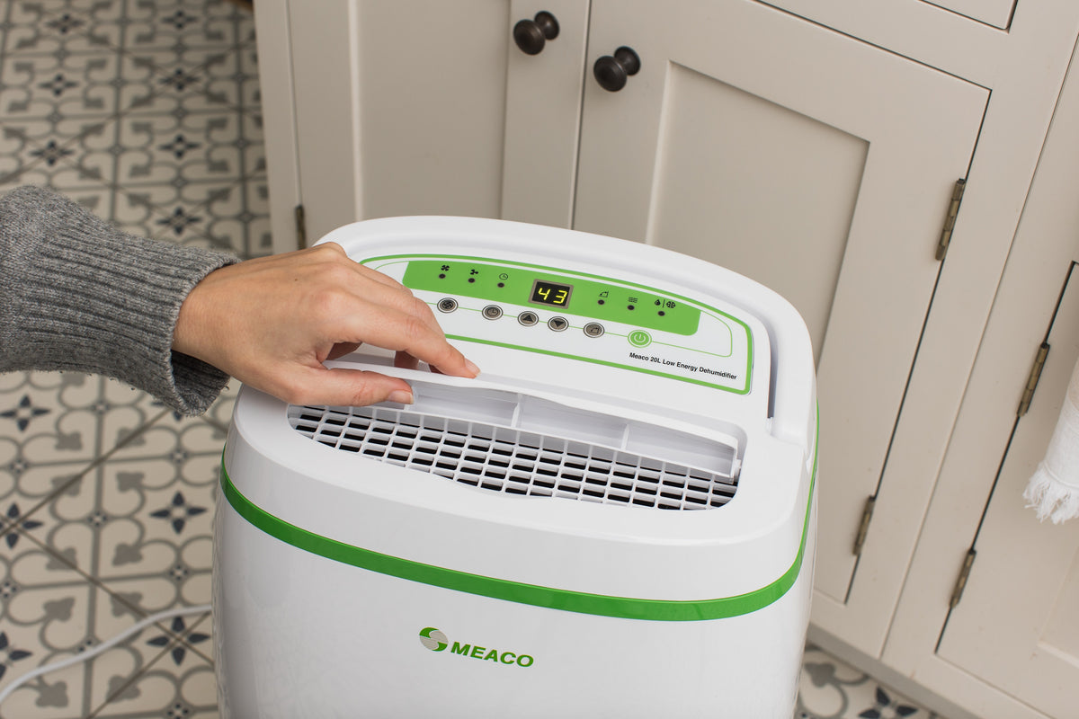 Meaco 20L Low Energy Luftentfeuchter, kompakt mit 2 Betriebsstufen, Hygrostat und 6 l Behältervolumen.
