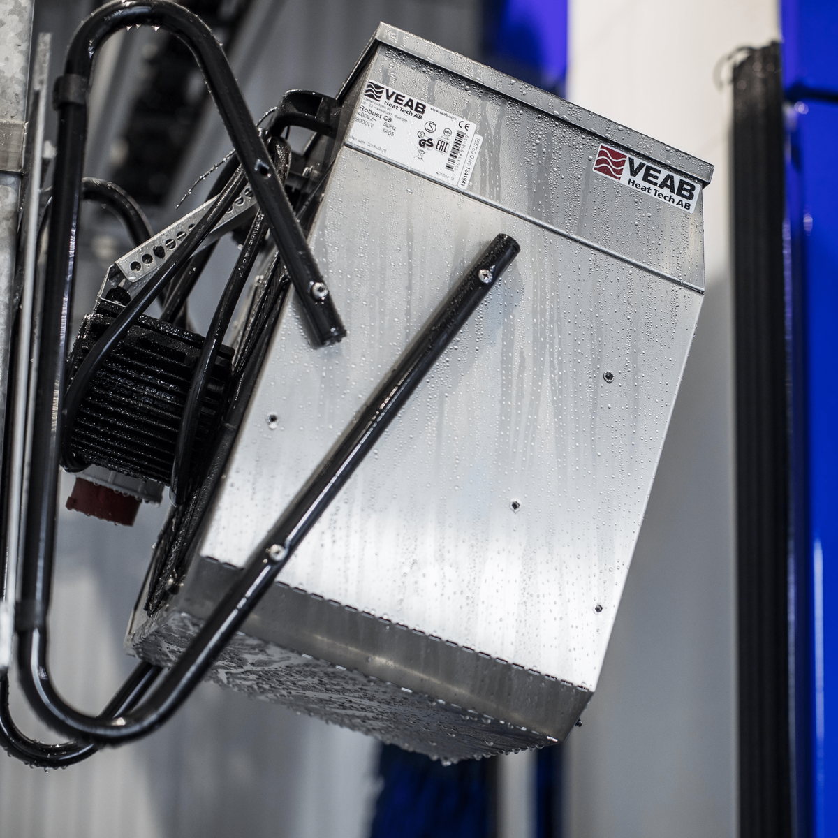 Veab Robust C9 Heizlüfter für korrosionsgefährdete Umgebung, 9 kW, aus Edelstahl und Stahl, Wandmontage.